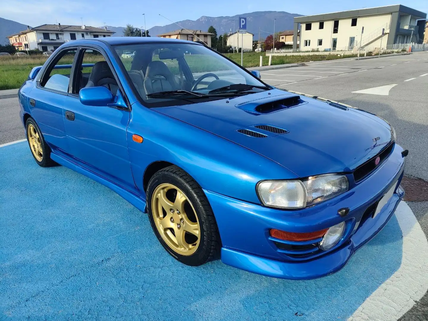 Subaru Impreza 2.0 Turbo 4x4 WWW ( SERIE NUMERATA ) Modrá - 2
