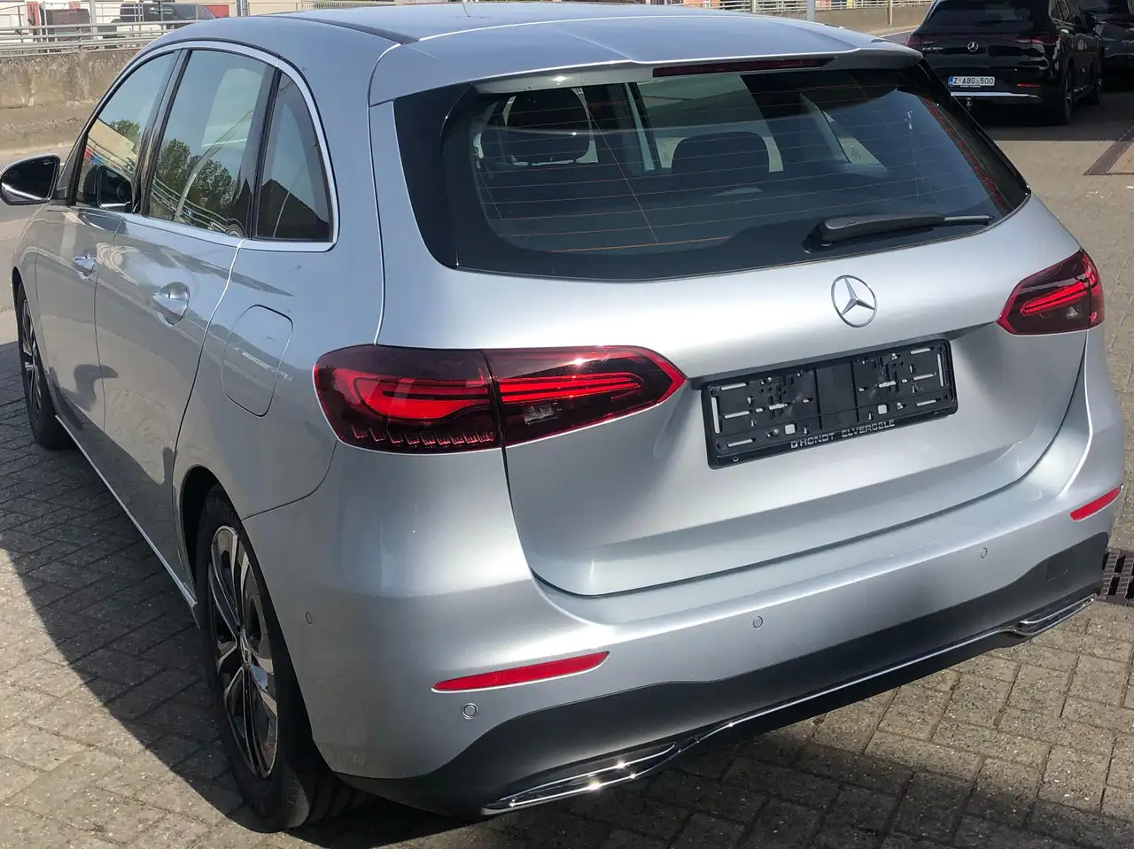 Mercedes-Benz B 180 Winter Pack | Achteruitrijcamera | LED High Performance koplampen 2