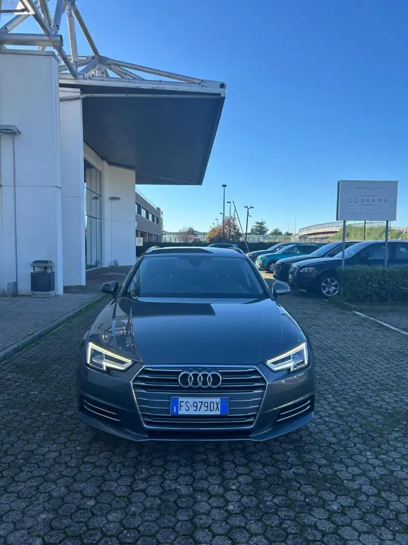 Audi A4 Avant 2.0 TDI 190 CV S-Tronic Business Sport Gris - 1