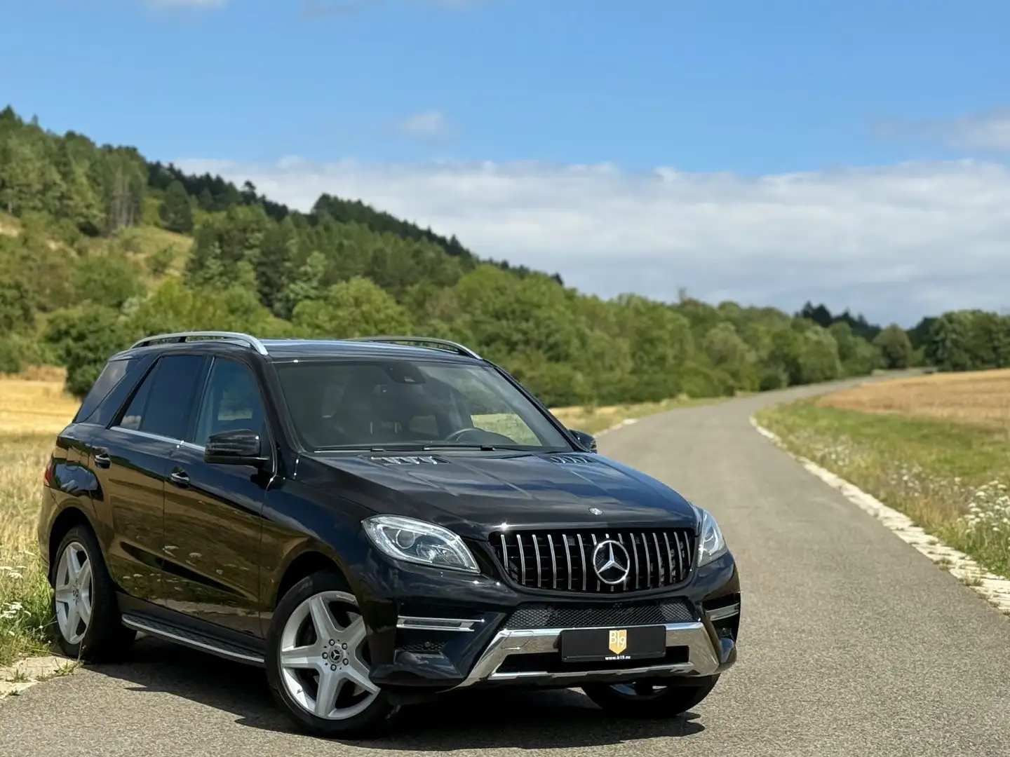 Mercedes-Benz ML 350 BlueEfficiency/AMG/Comand/Kamera/H&K/AHK/ Noir - 1