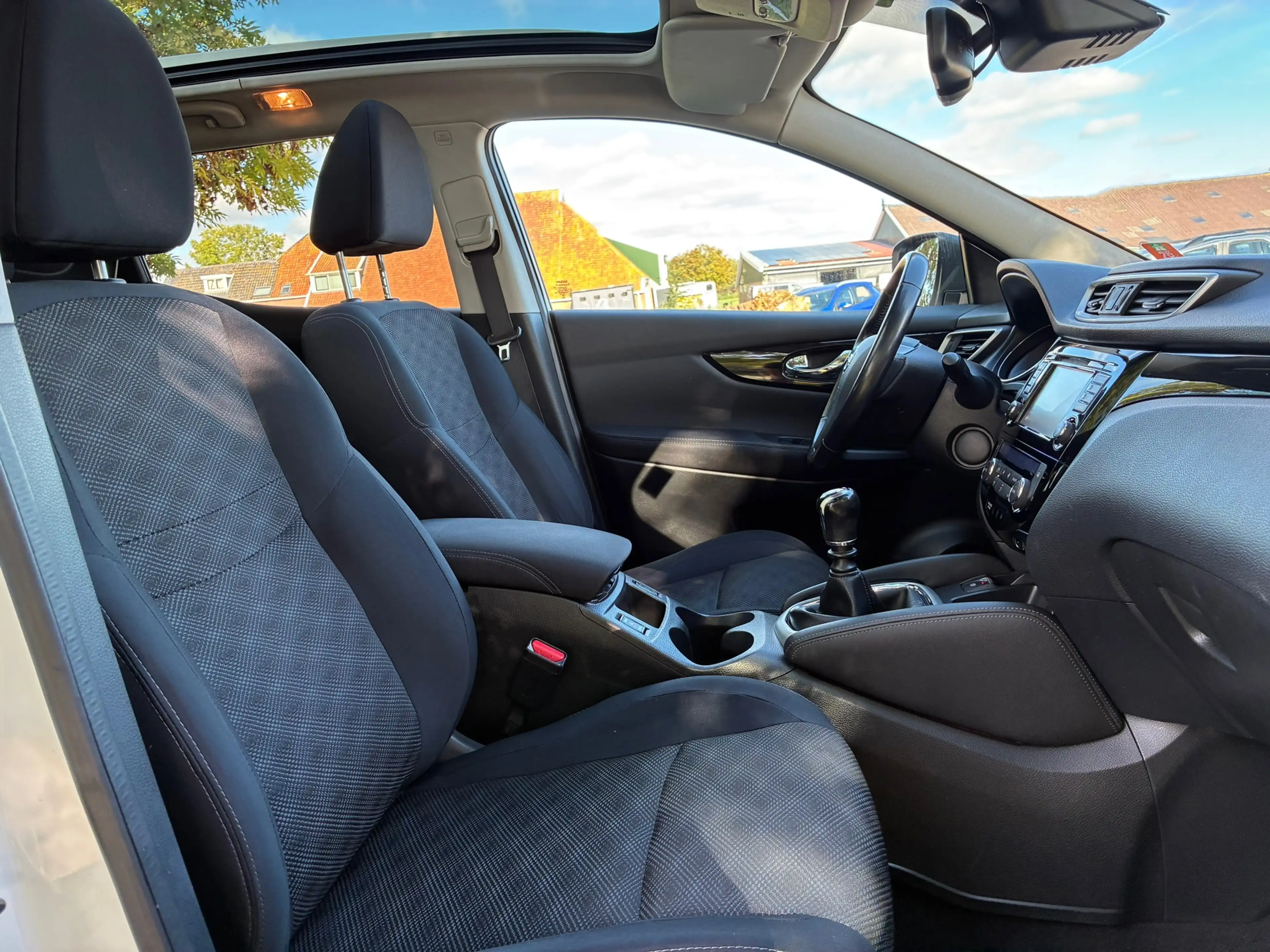 Nissan Qashqai 1.2 Acenta | Cruise + Clima + Navi nu € 8.975,-!!! — photo 8
