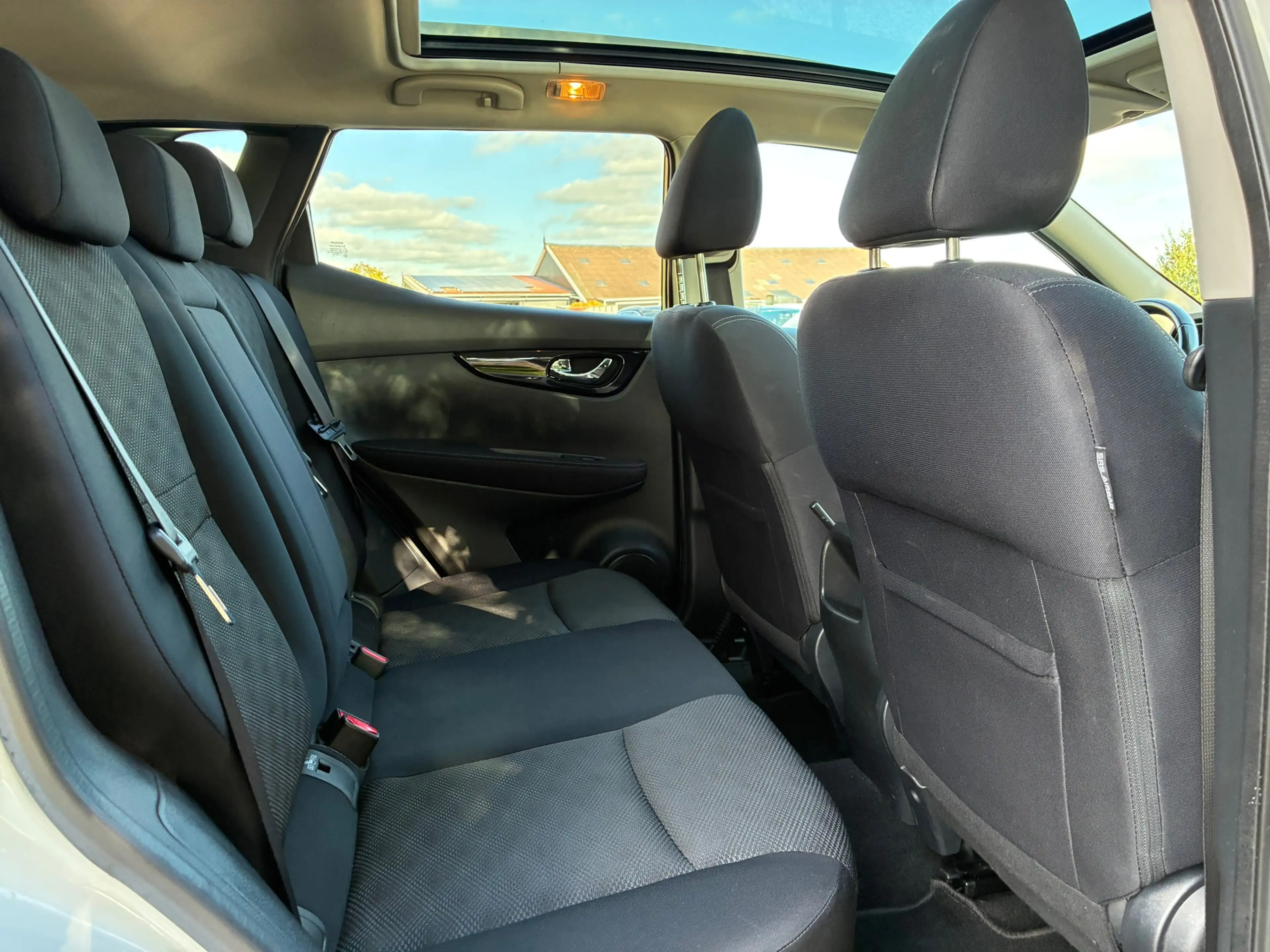 Nissan Qashqai 1.2 Acenta | Cruise + Clima + Navi nu € 8.975,-!!! — photo 9