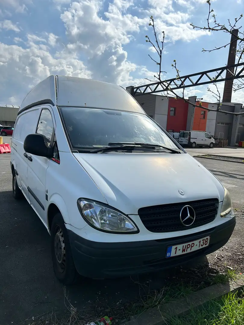 Mercedes-Benz Vito 2.1 CDI Blanc - 2