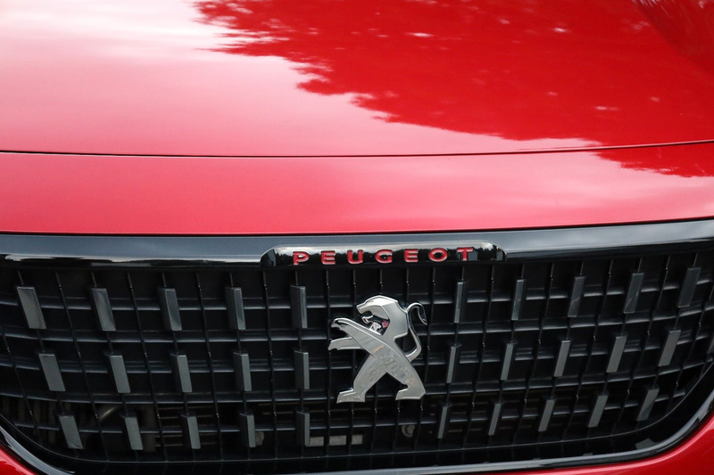 Peugeot 2008 1.2 PureTech Allure/Aut./GT-Line/KAM/NAVI/C — photo 12