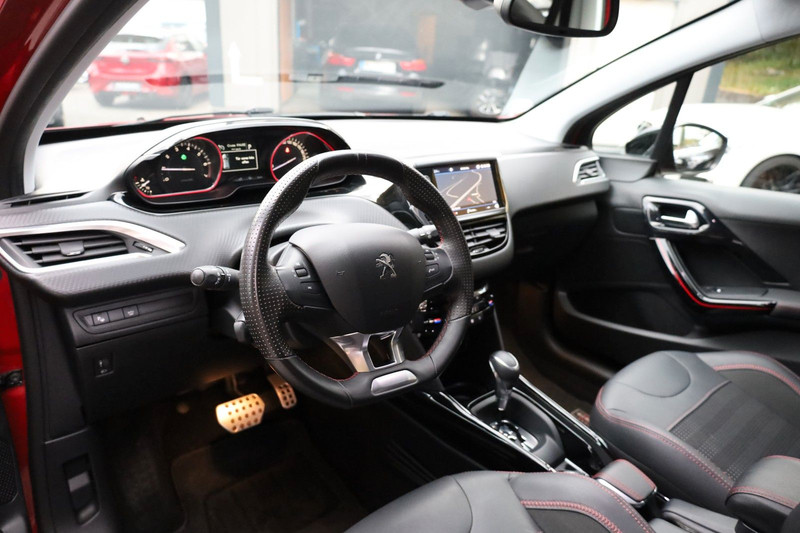 Peugeot 2008 1.2 PureTech Allure/Aut./GT-Line/KAM/NAVI/C — photo 5