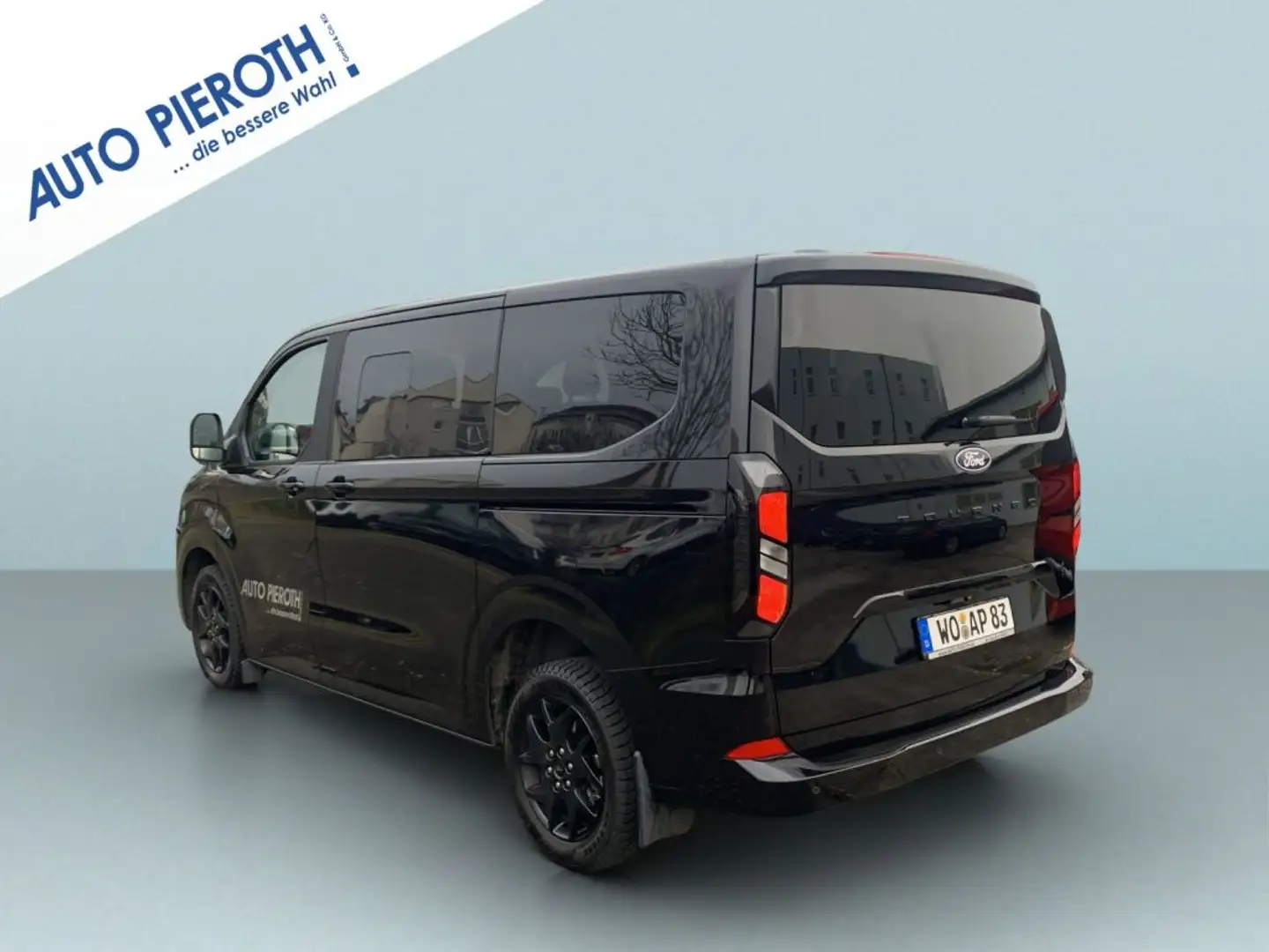 Ford Tourneo Custom 320 L1H1 VA Autm. Titanium Zwart - 2