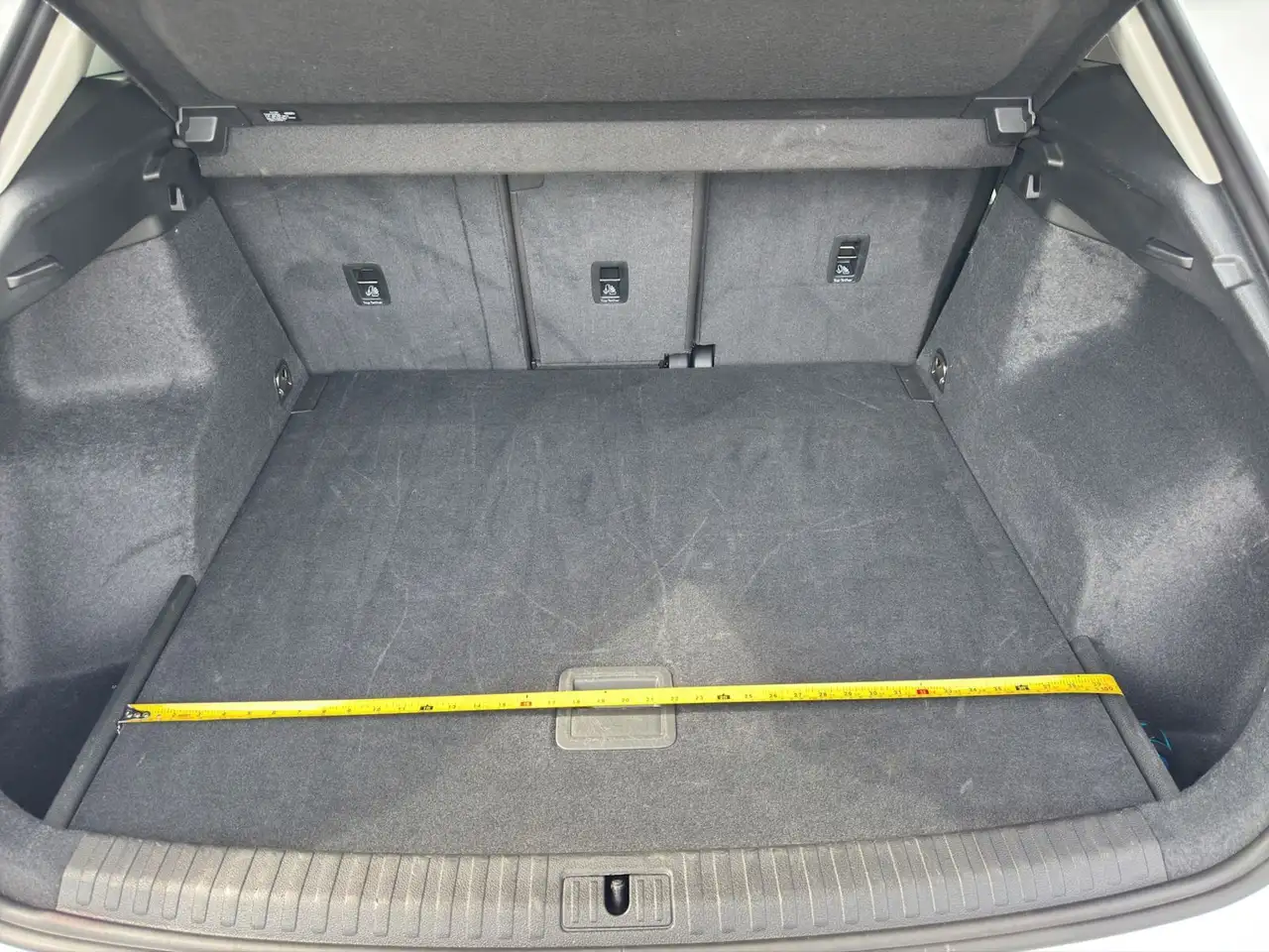 Audi Q3 снимка Audi Q3