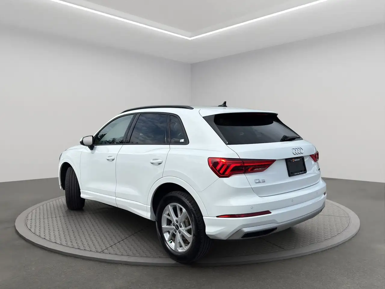 Audi Q3 снимка Audi Q3