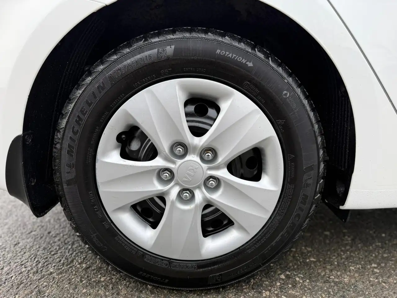 Kia Forte снимка Kia Forte
