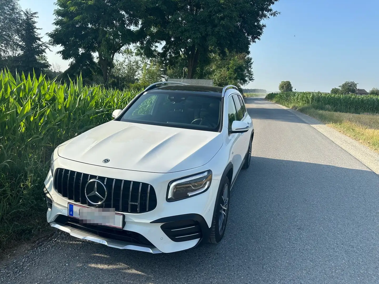 Mercedes-Benz GLB 35 AMG GLB AMG 35 4MATIC Aut. Белый - 2