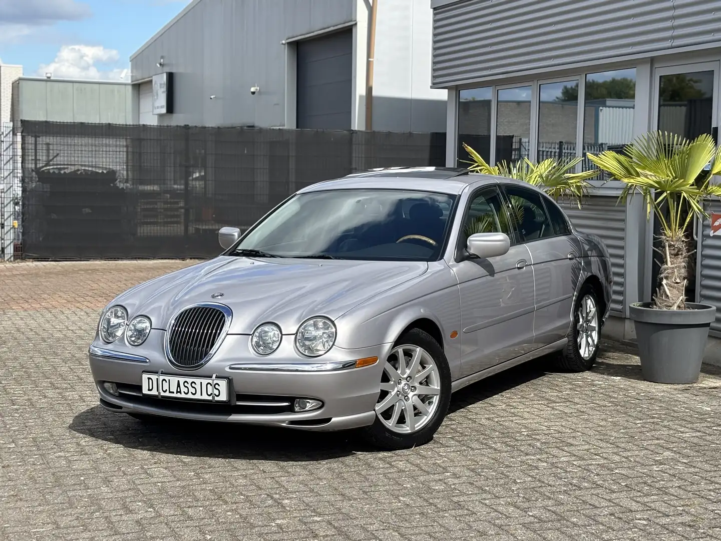 Jaguar S-Type 3.0 V6 Uitzonderlijk mooie Youngtimer!!! Grijs - 1