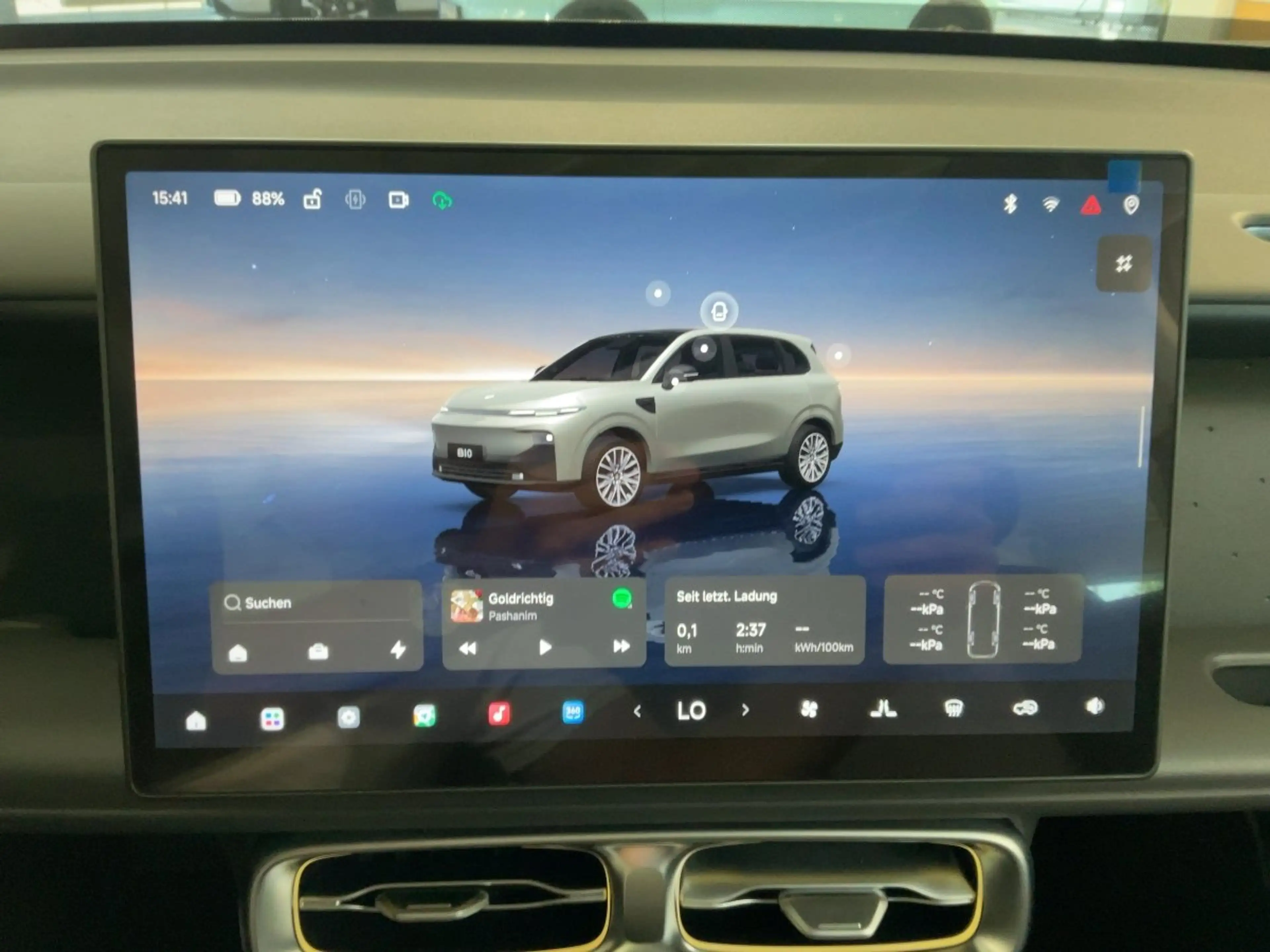 Leapmotor B10 67 W BEV Pro Max Dynamic ACC+LED+Navi+Pano — photo 12