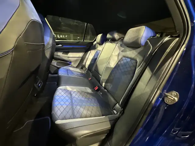 Volkswagen Golf view 22