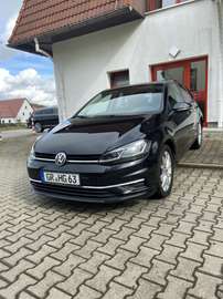 VII // 1.6 TDI DSG Sound