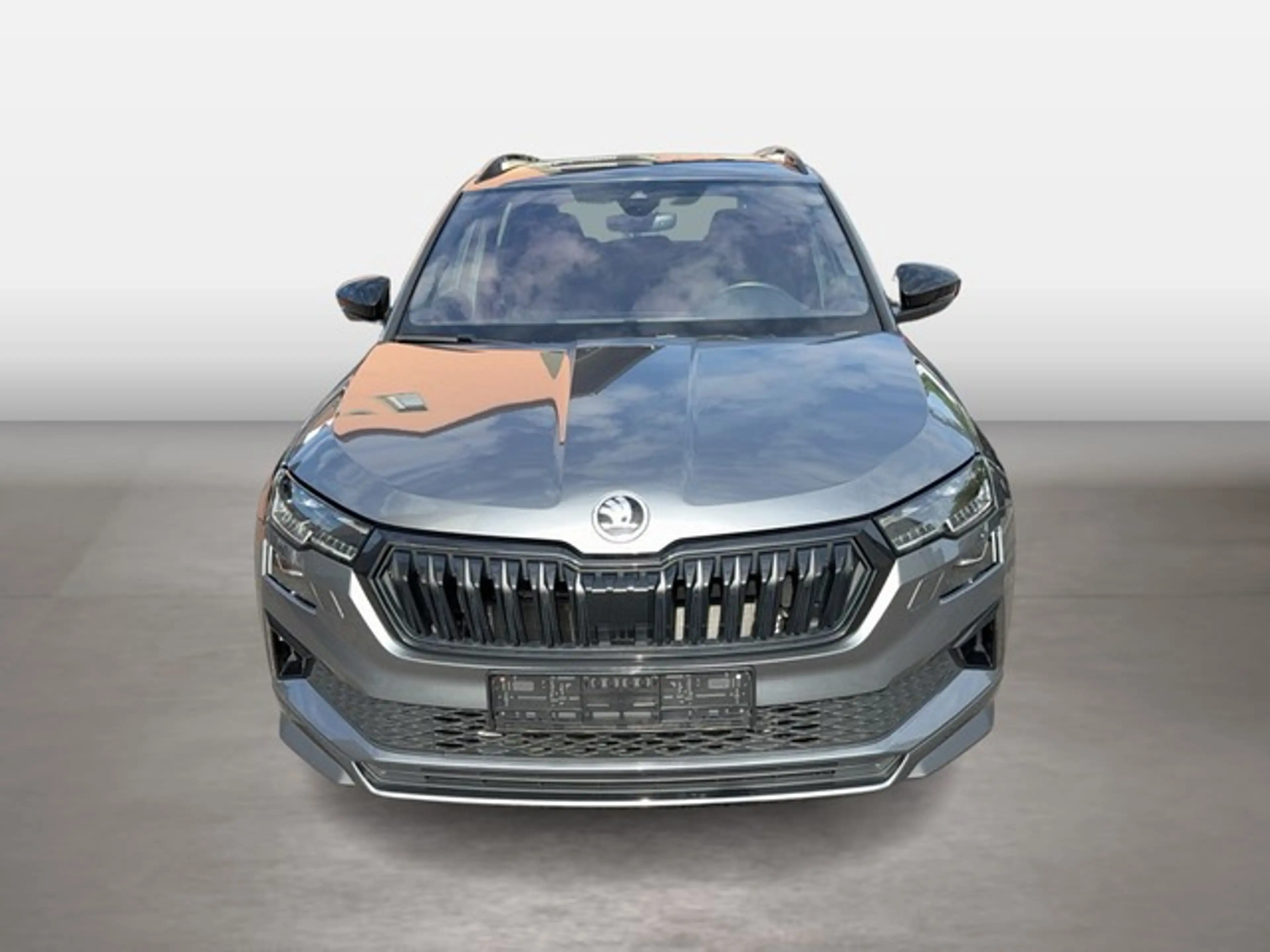 Skoda Karoq Sportline 1.5 TSI DSG LED + NAVI + CARPLAY + PDC — photo 8