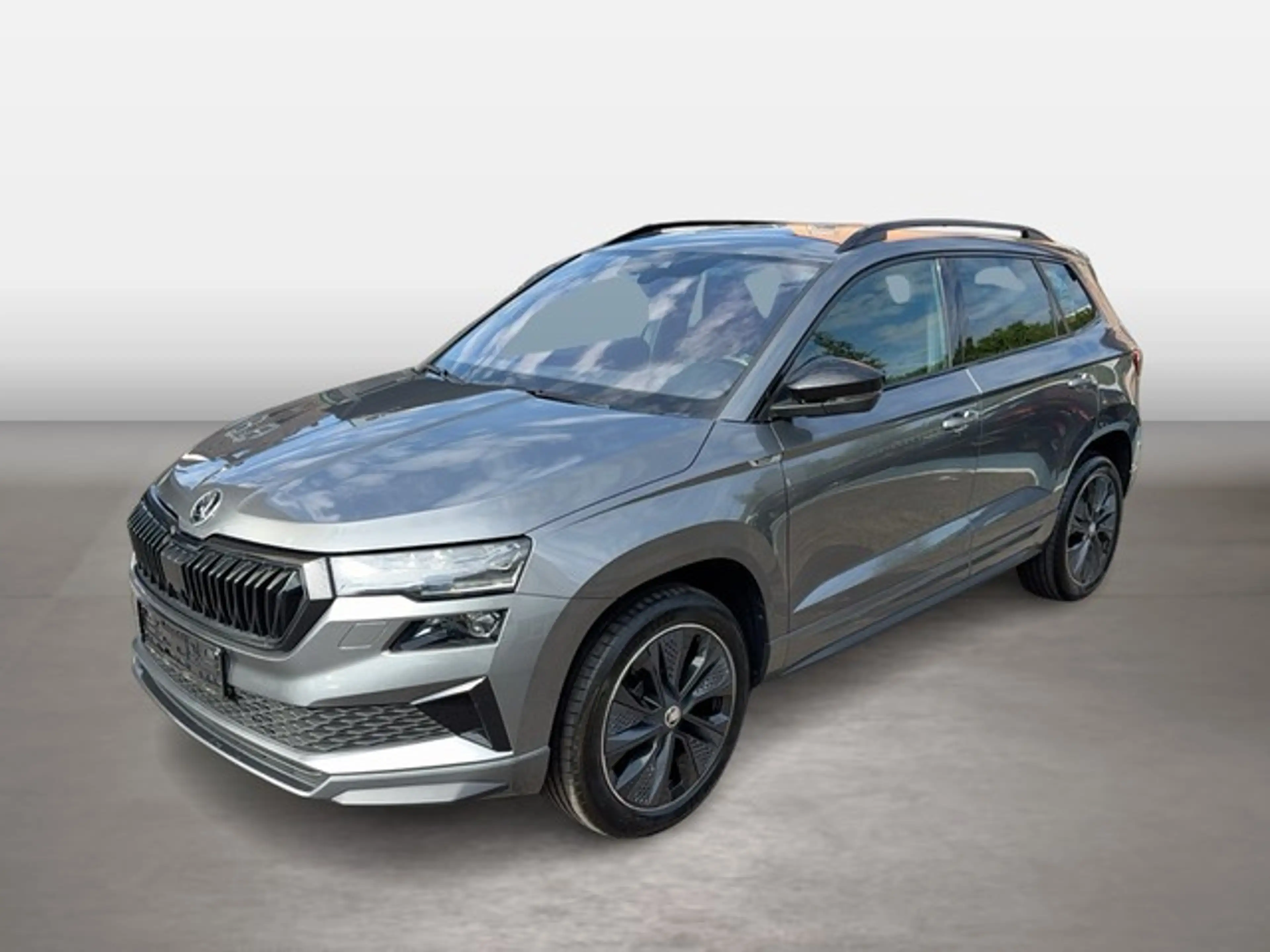 Skoda Karoq Sportline 1.5 TSI DSG LED + NAVI + CARPLAY + PDC