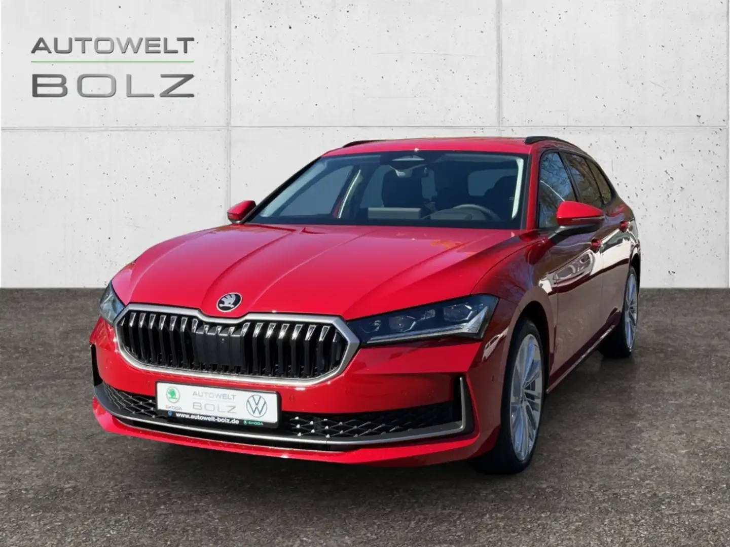 Skoda Superb Combi Selection 4x4 2.0 TDI HUD Leder 360 Kamera C Červená - 1