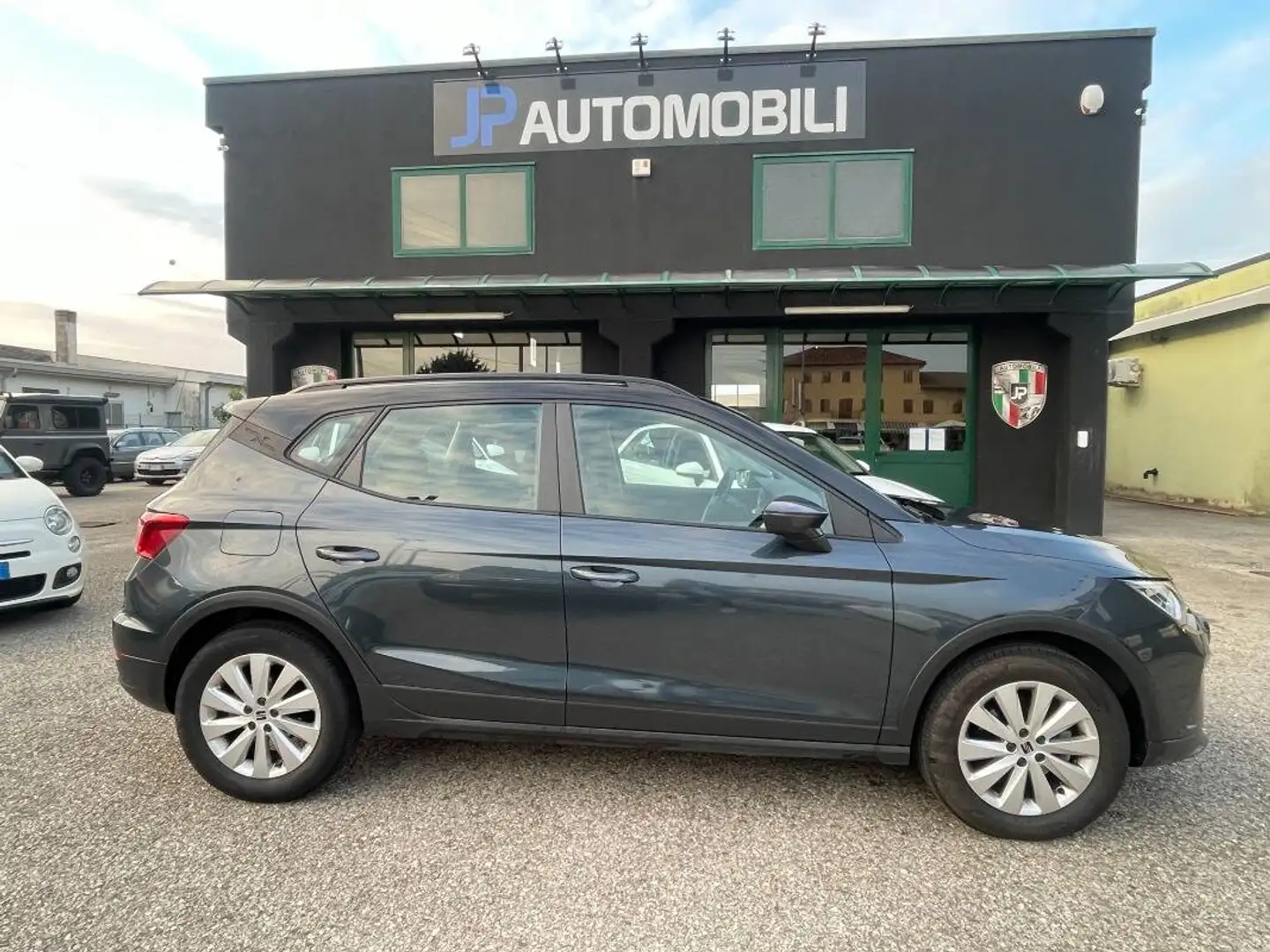 SEAT Arona 1.0 ecotsi Style 110cv dsg Grigio - 1