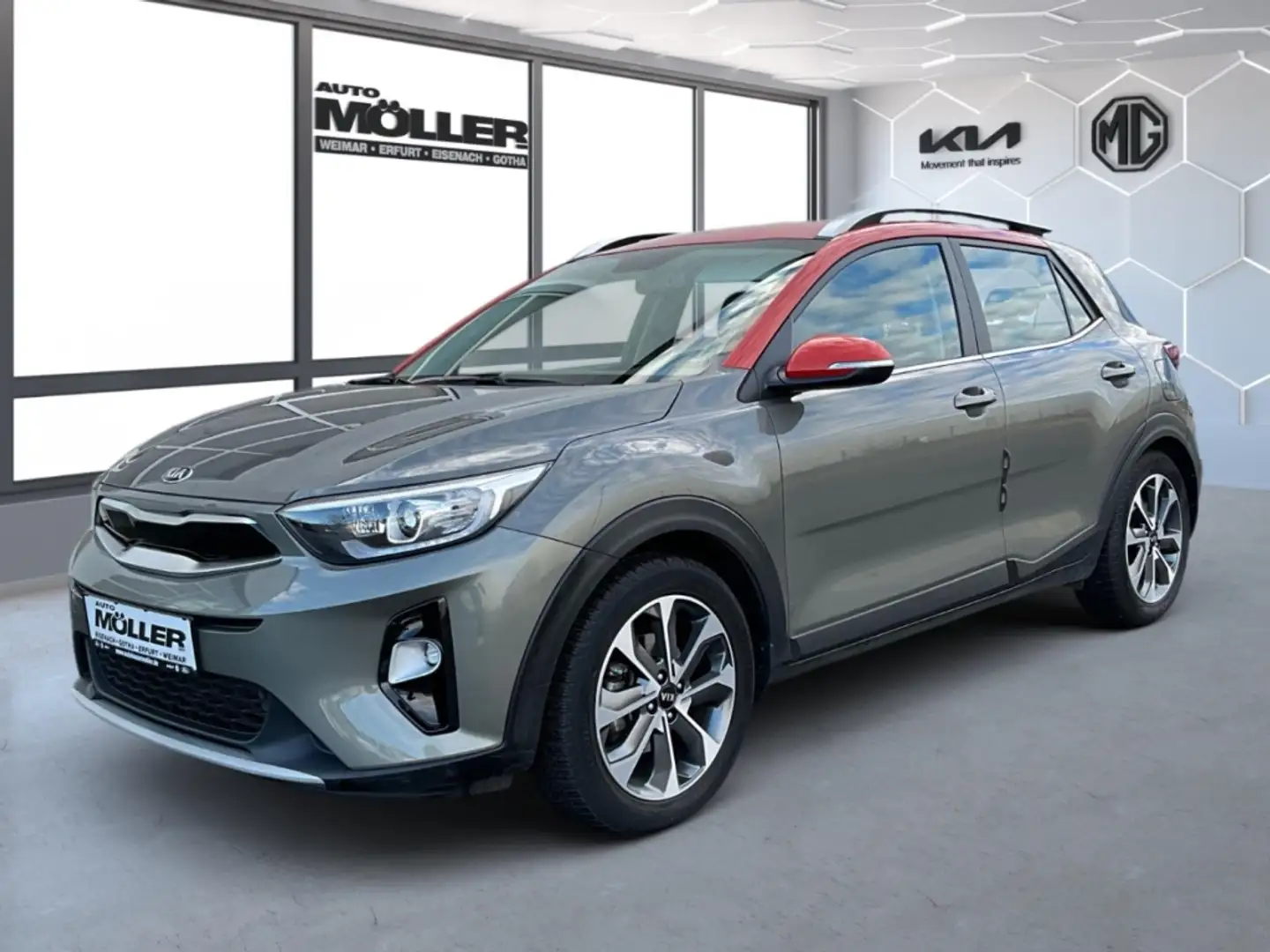 Kia Stonic 1.4 Vision Klimaautom Temp PDC Rückfahrkamera Grau - 2