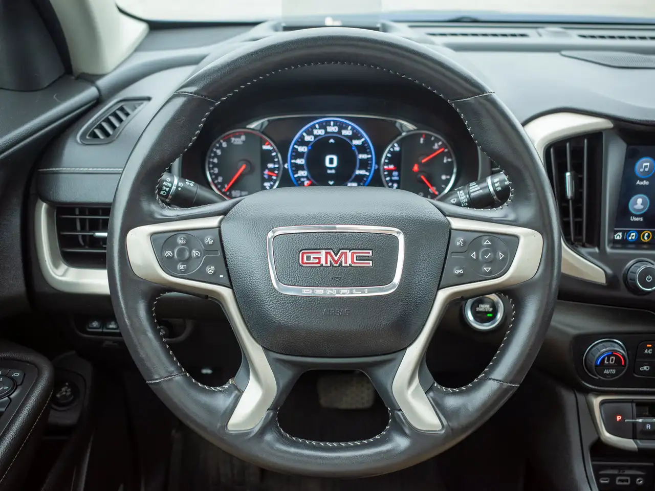 GMC Terrain снимка GMC Terrain