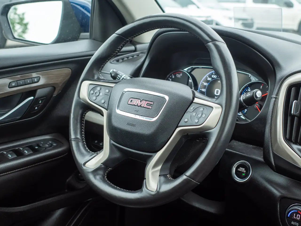 GMC Terrain снимка GMC Terrain