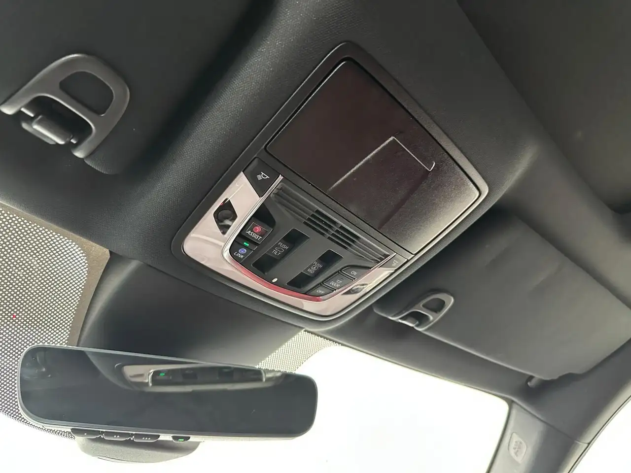 Acura MDX снимка Acura MDX