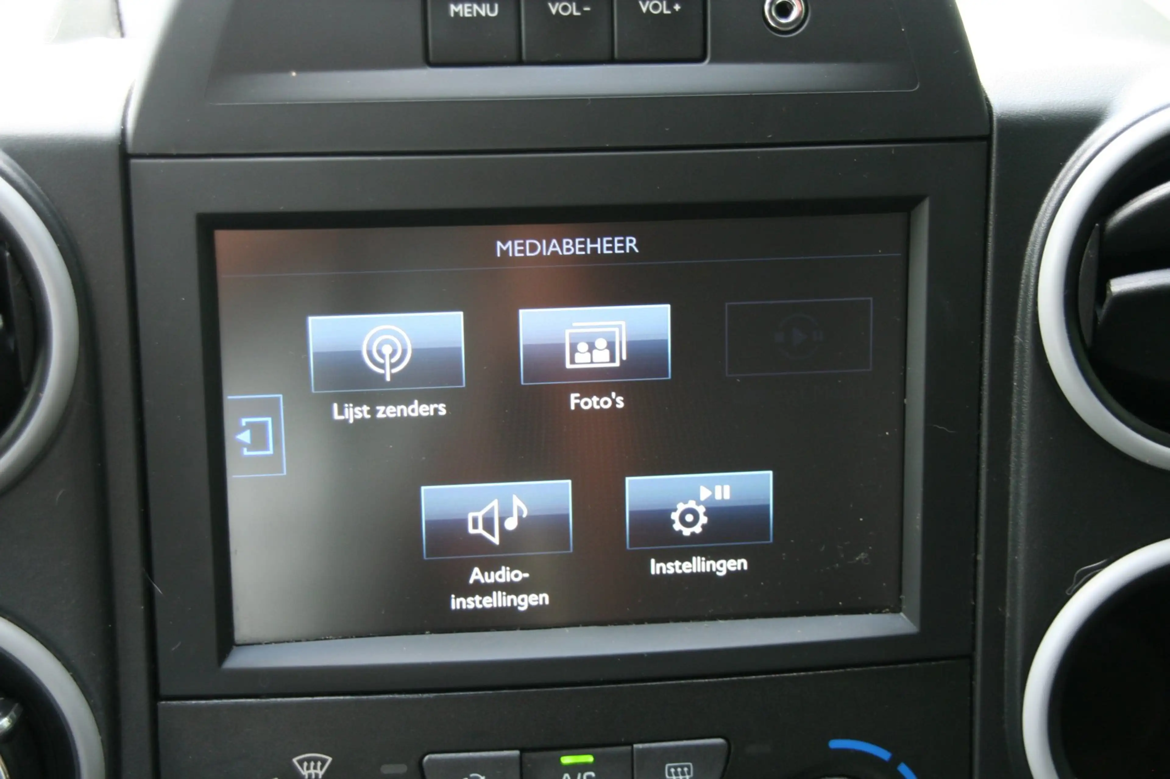 Peugeot Partner 120 1.6 BlueHDi 100 L1 AUTOMAAT, AIRCO, TREKHAAK, — photo 22