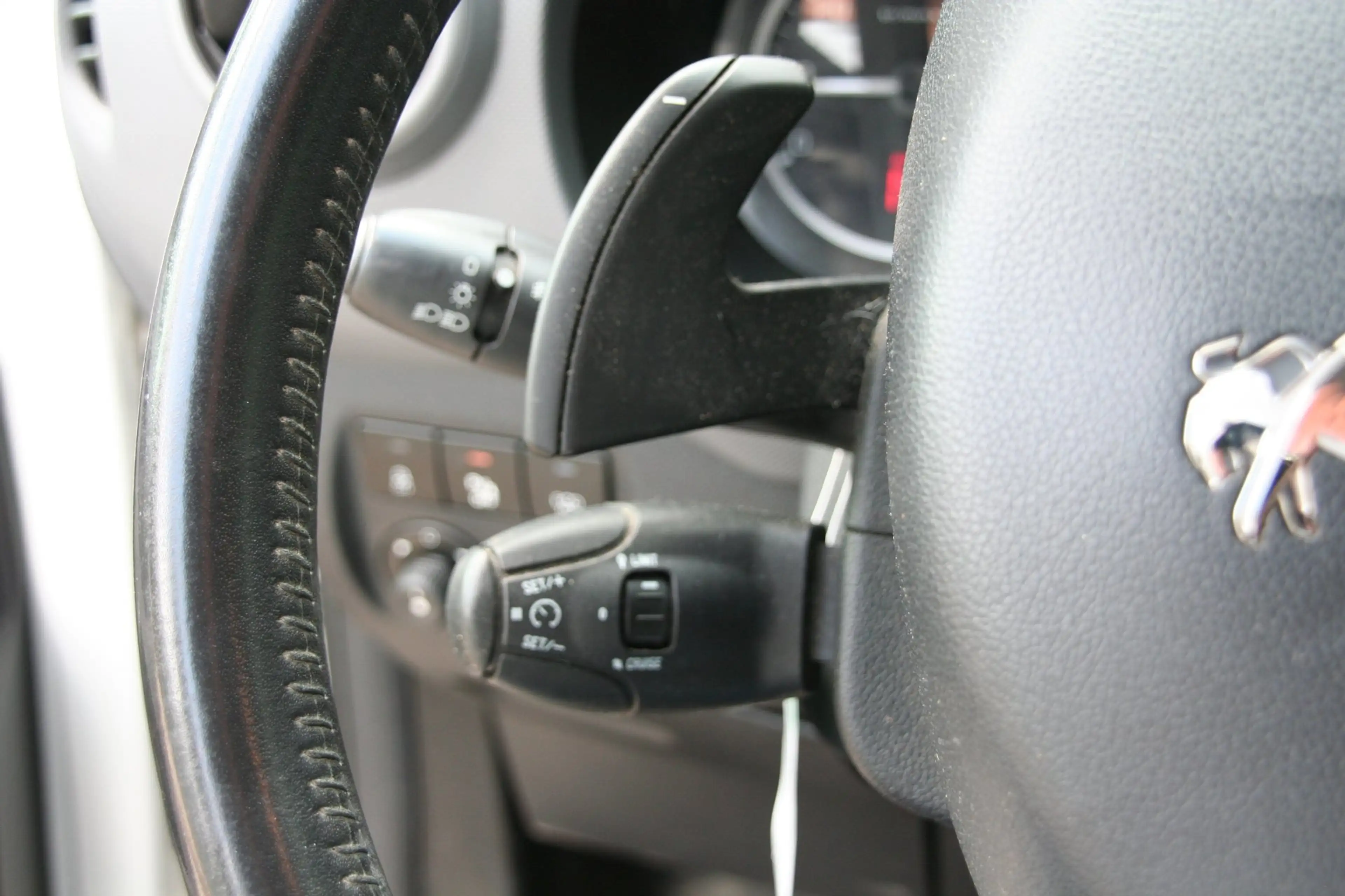 Peugeot Partner 120 1.6 BlueHDi 100 L1 AUTOMAAT, AIRCO, TREKHAAK, — photo 25