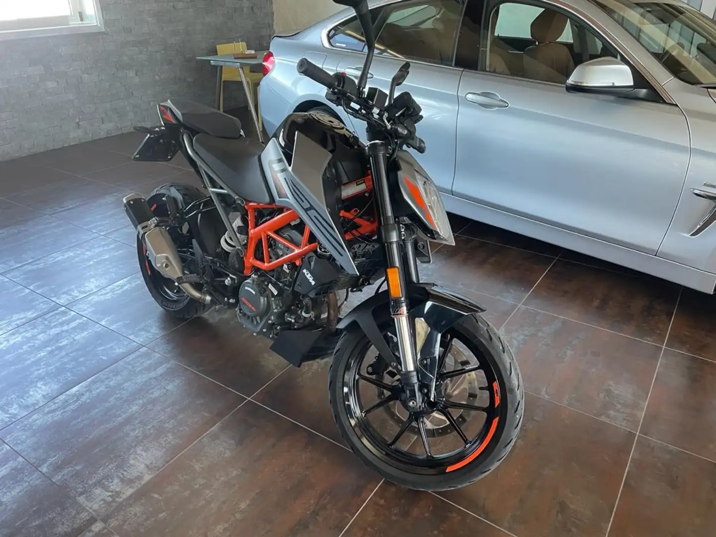 KTM 125 Duke Gri - 1