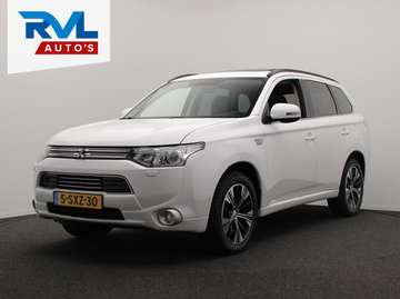 2.0 PHEV Instyle Pano/dak Trekhaak Leder Camera