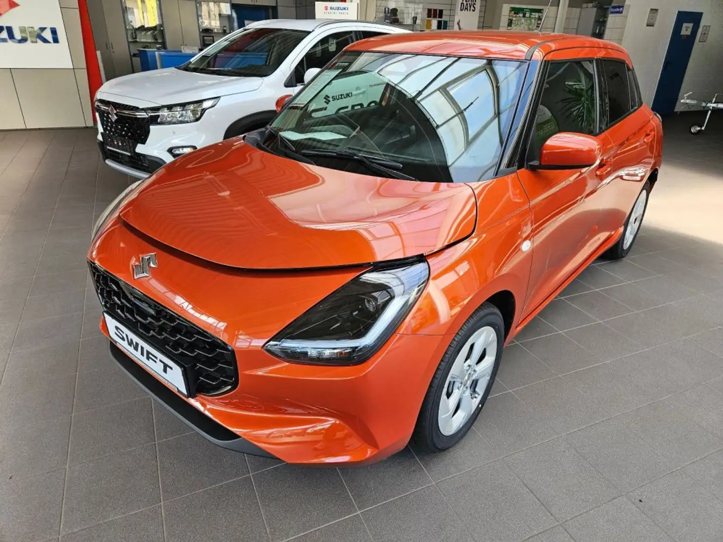 Suzuki Swift Swift 1.2 Dualjet Hybrid MT Comfort Оранжевий - 1