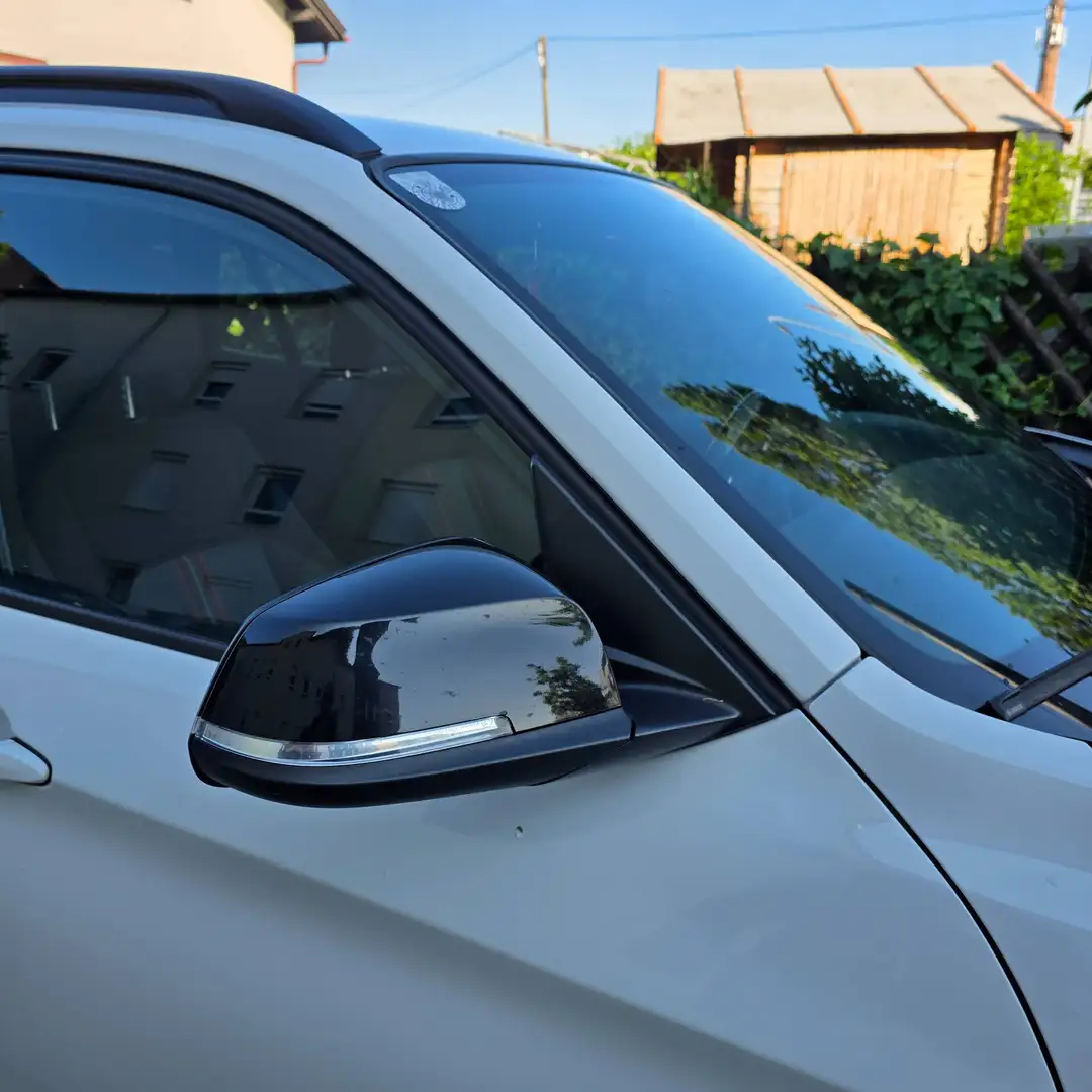 BMW X1 X1 xDrive20d Aut. Weiß - 2