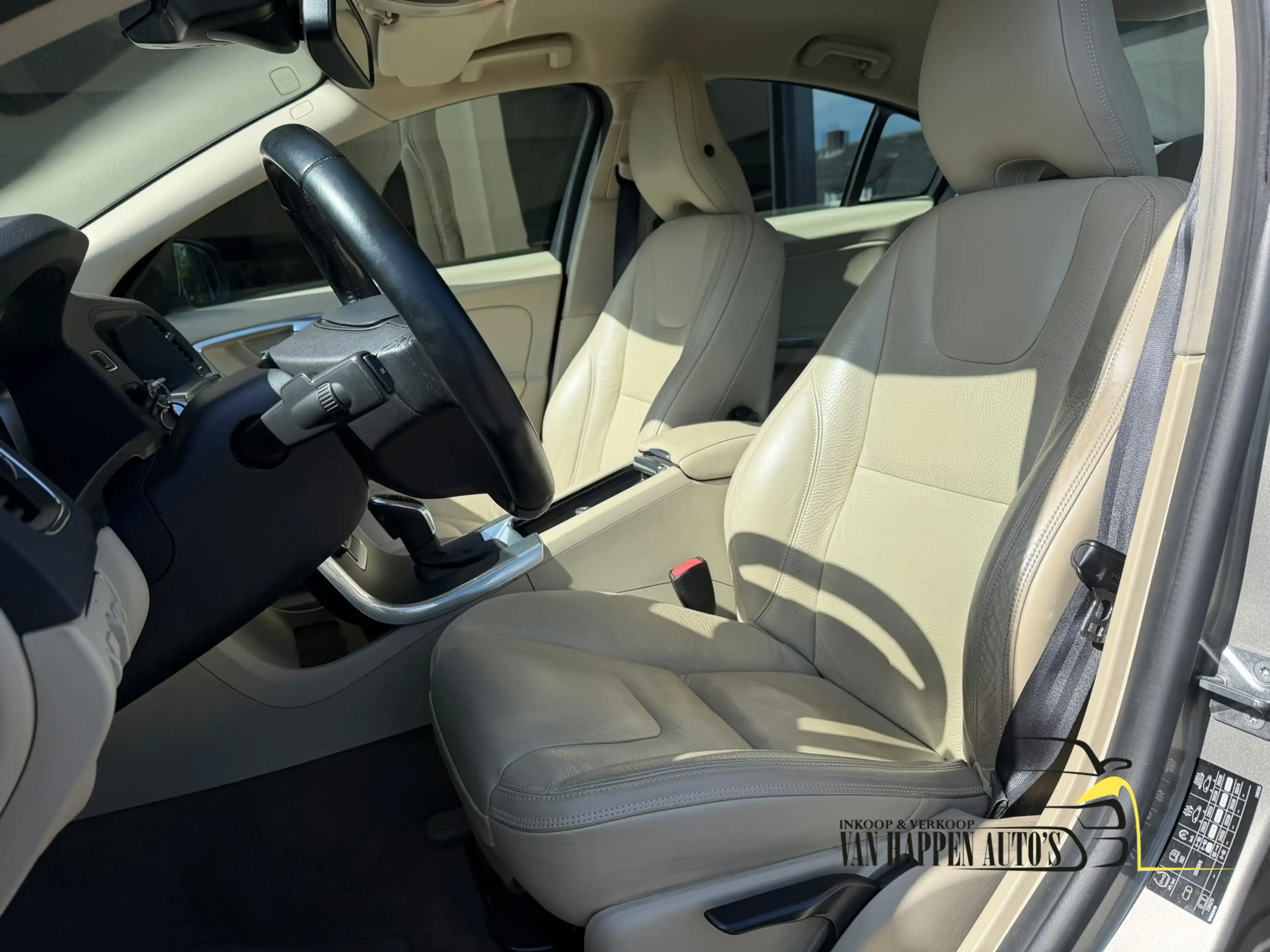 Volvo S60 1.6 T3 Kinetic / Automaat / 84131 km — photo 8