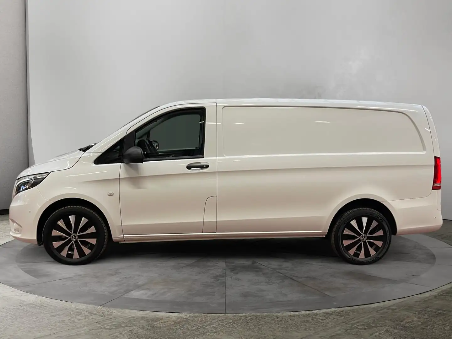 Mercedes-Benz Vito 119 CDI Long Aut. 4x4 Blanc - 2