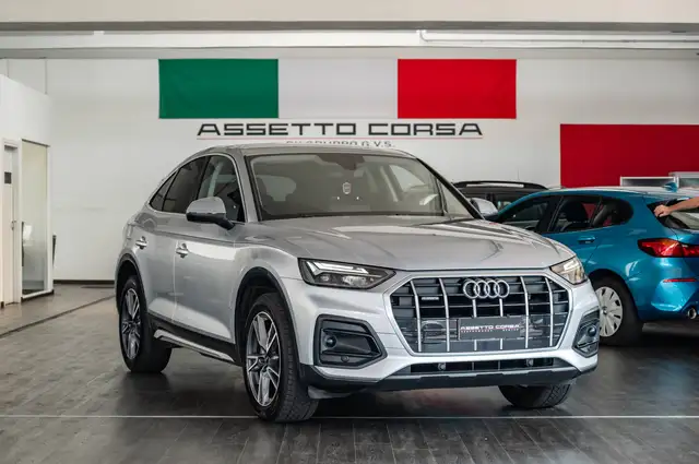 Audi Q5 main image