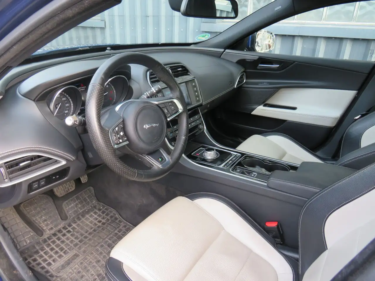 Das Auto