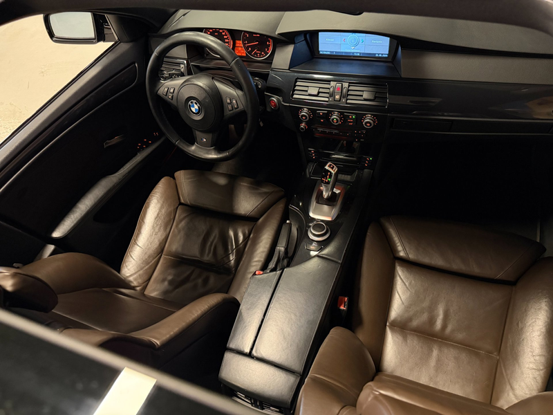 BMW 550 5-serie Touring 550i Exe M-Sport Aut Panodak Full — photo 37