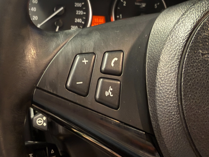 BMW 550 5-serie Touring 550i Exe M-Sport Aut Panodak Full — photo 24