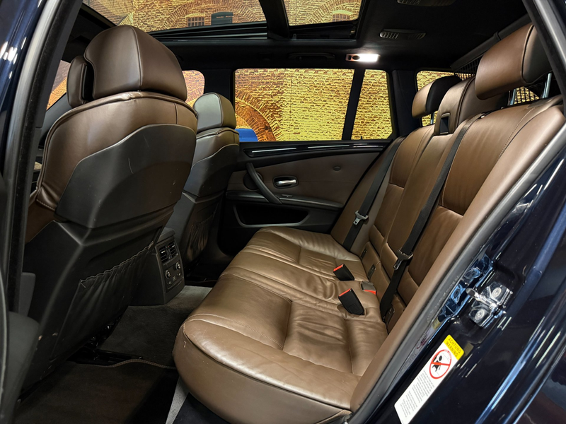 BMW 550 5-serie Touring 550i Exe M-Sport Aut Panodak Full — photo 23