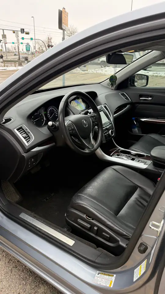 Acura TLX снимка Acura TLX