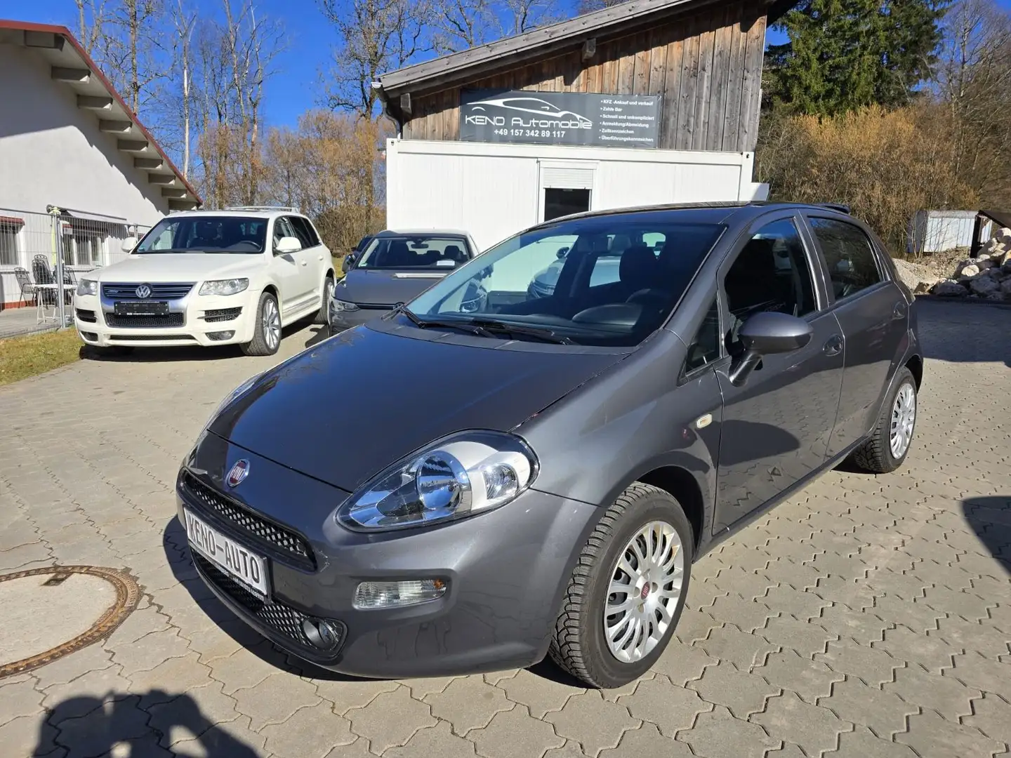 Fiat Punto Basis Grau - 1