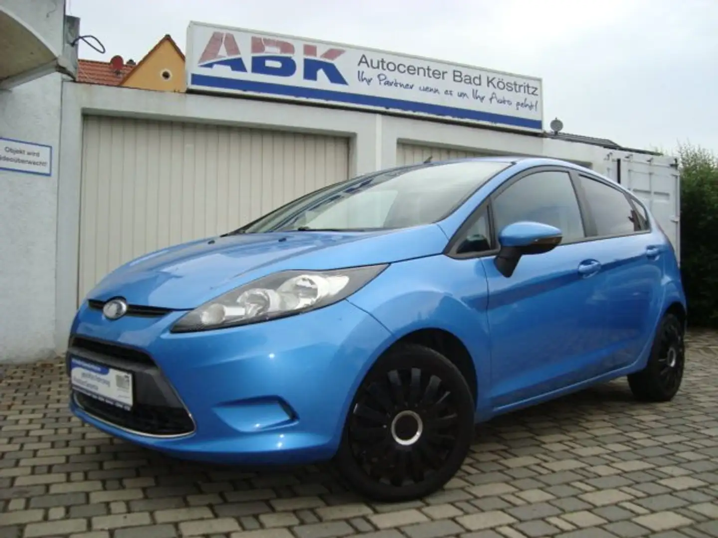 Ford Fiesta 1.25 Trend 5-türig Blau - 1