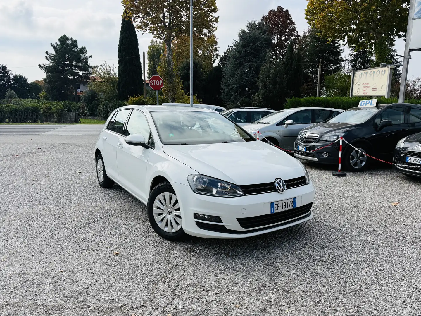 Volkswagen Golf VII 1.2 tsi Comfortline Ok nEOPATENTATI Grau - 1