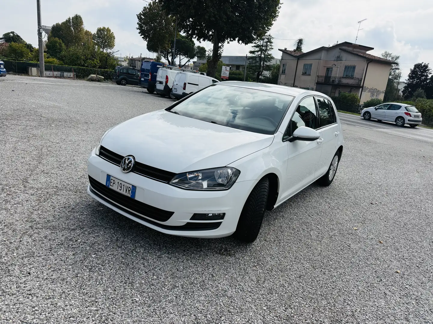 Volkswagen Golf VII 1.2 tsi Comfortline Ok nEOPATENTATI Grau - 2