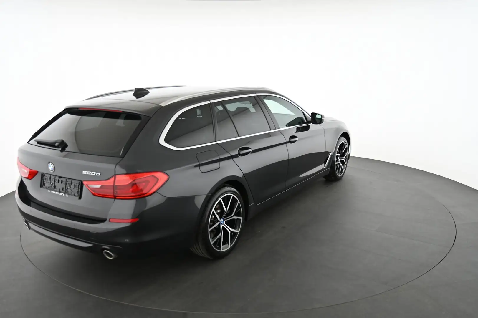 BMW 520 - 520 d Touring Aut. Pickerl NEU Grau - 2