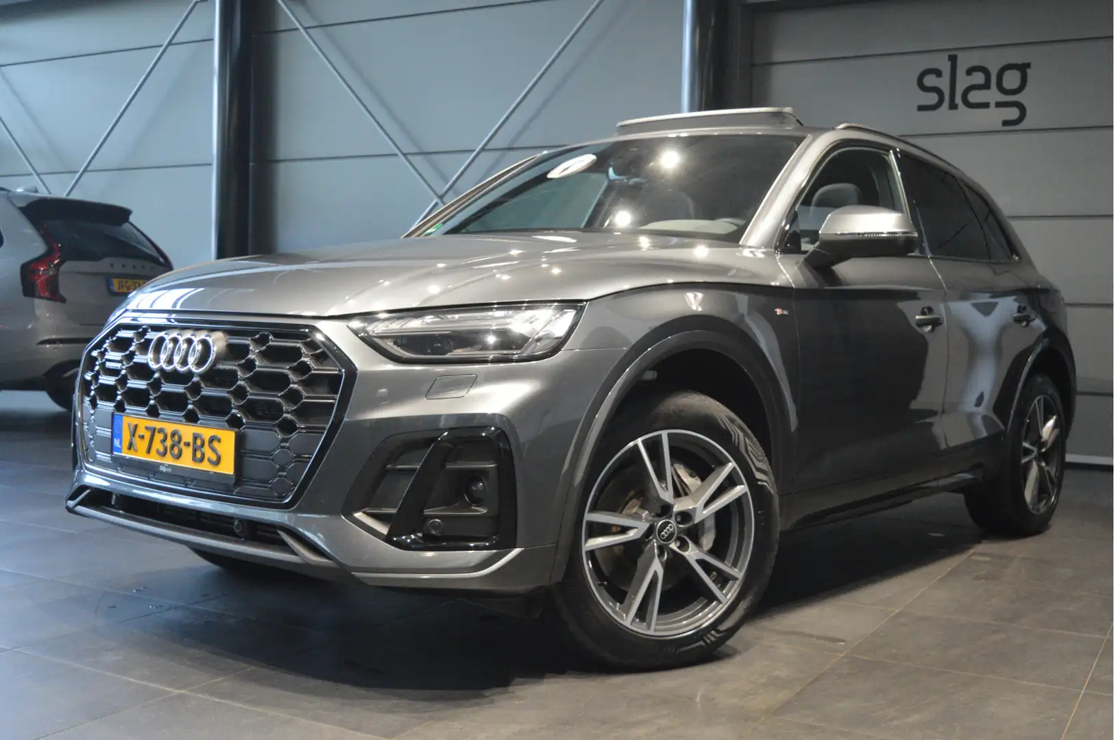 Audi Q5 50 TFSI e 3X S-LINE navi pano trekhaak keyless 19 Gris - 1