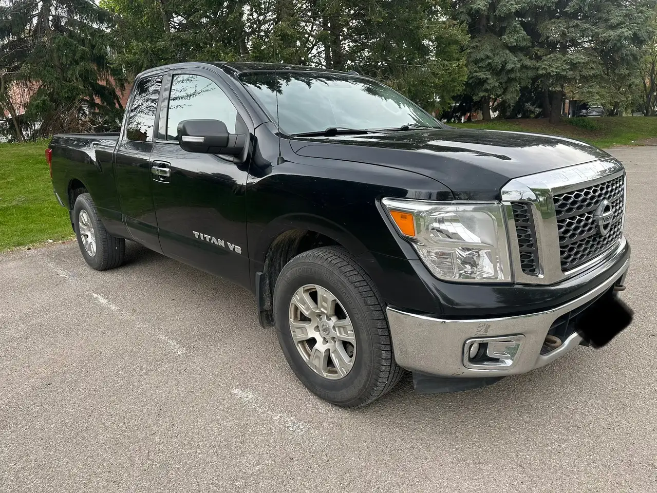 Nissan Titan снимка Nissan Titan