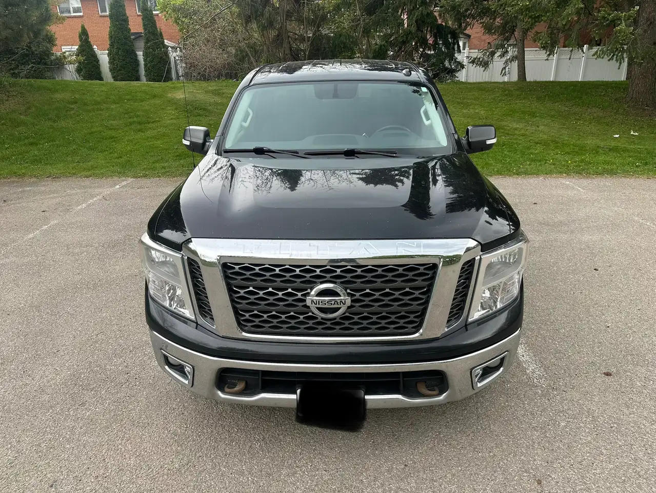Nissan Titan снимка Nissan Titan