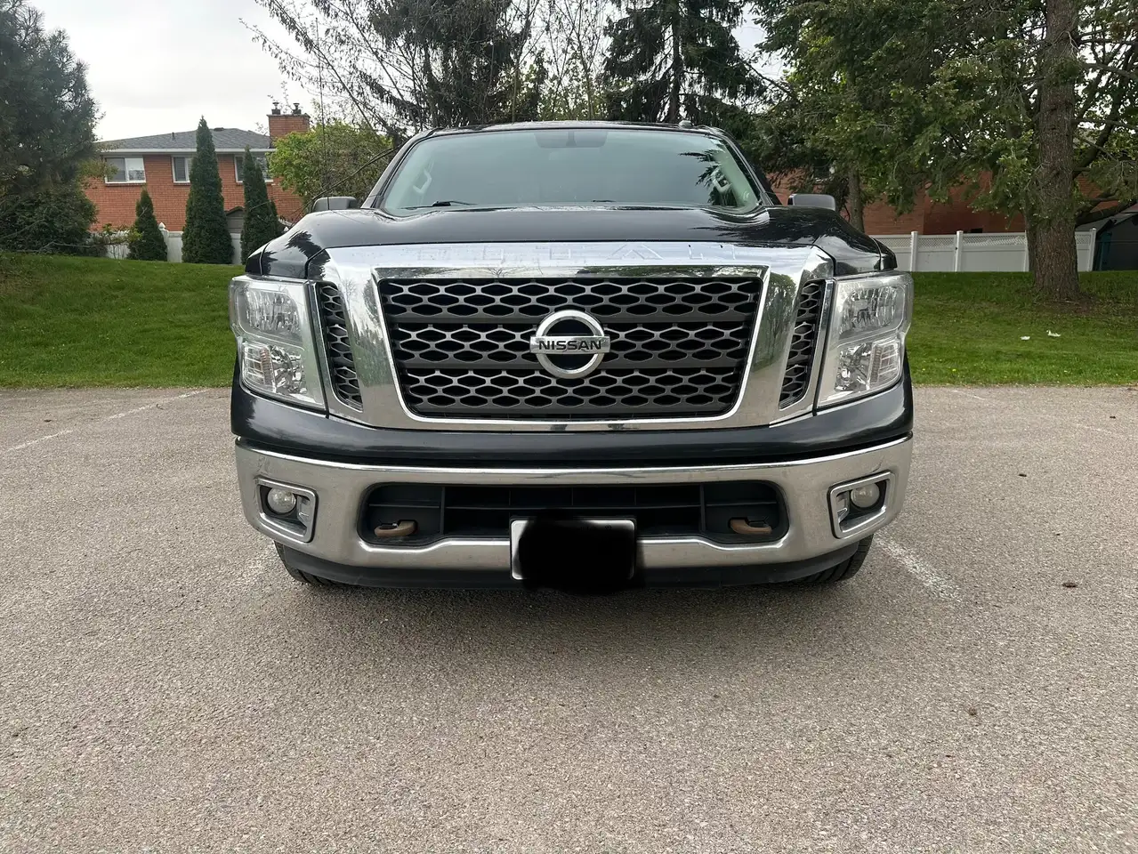 Nissan Titan снимка Nissan Titan