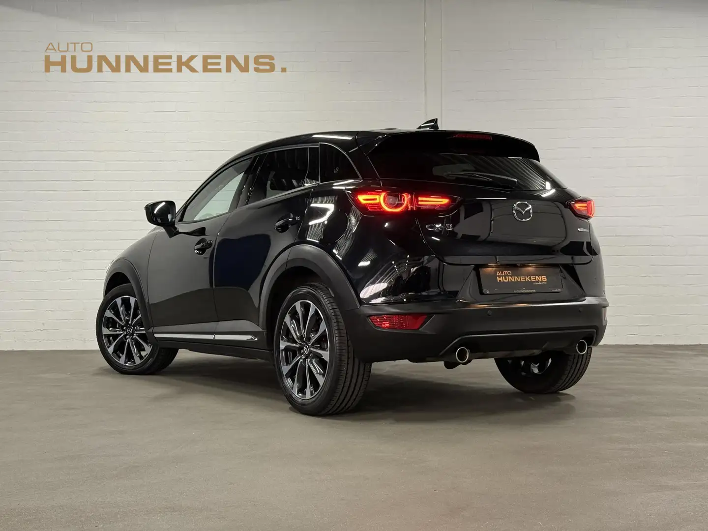 Mazda CX-3 2.0 SkyActiv-G 121 Camera | Head-up | Cruise & Cli Zwart - 2